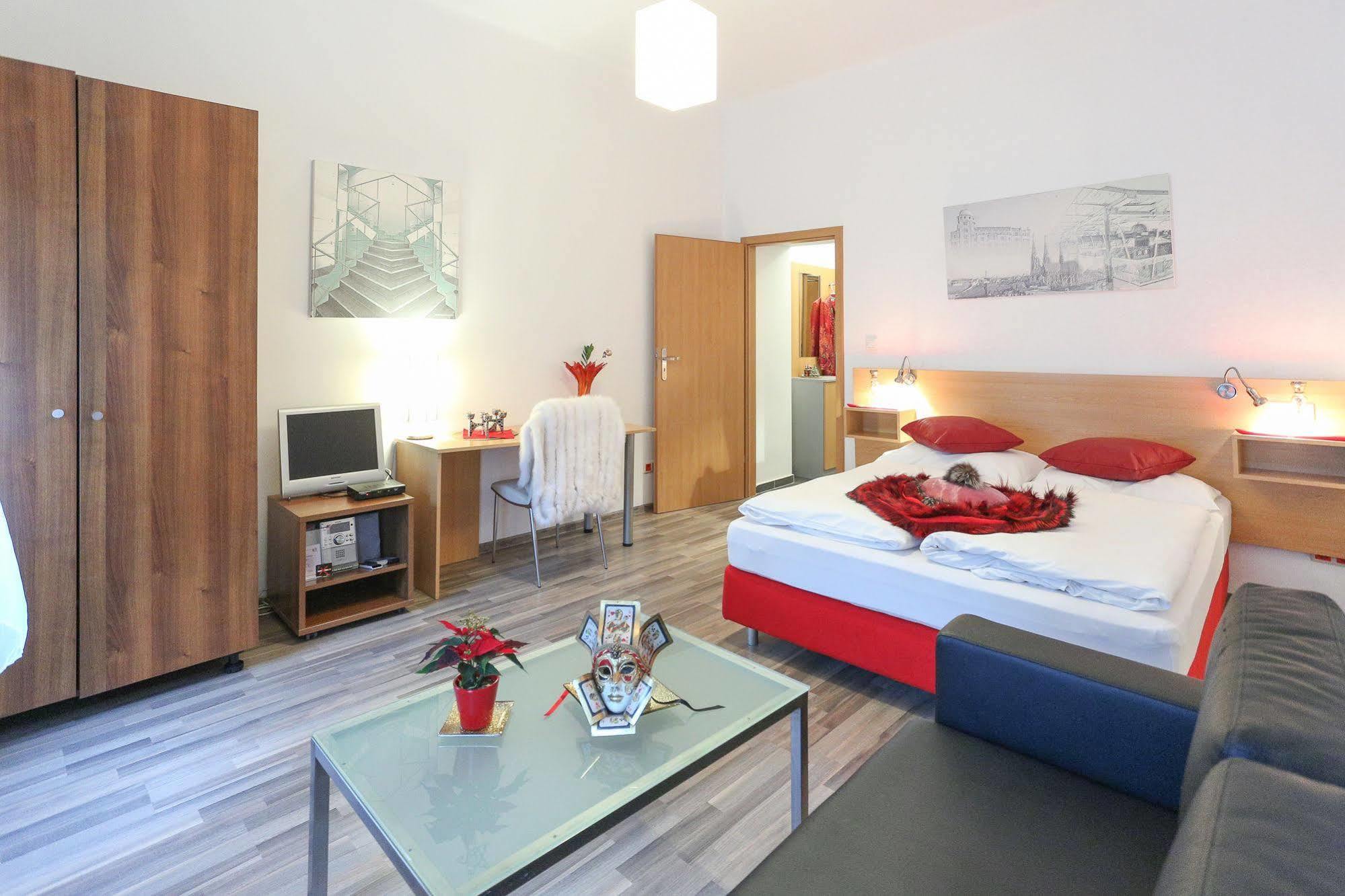 Margareten Long Stay Apartments Vienna Exterior photo